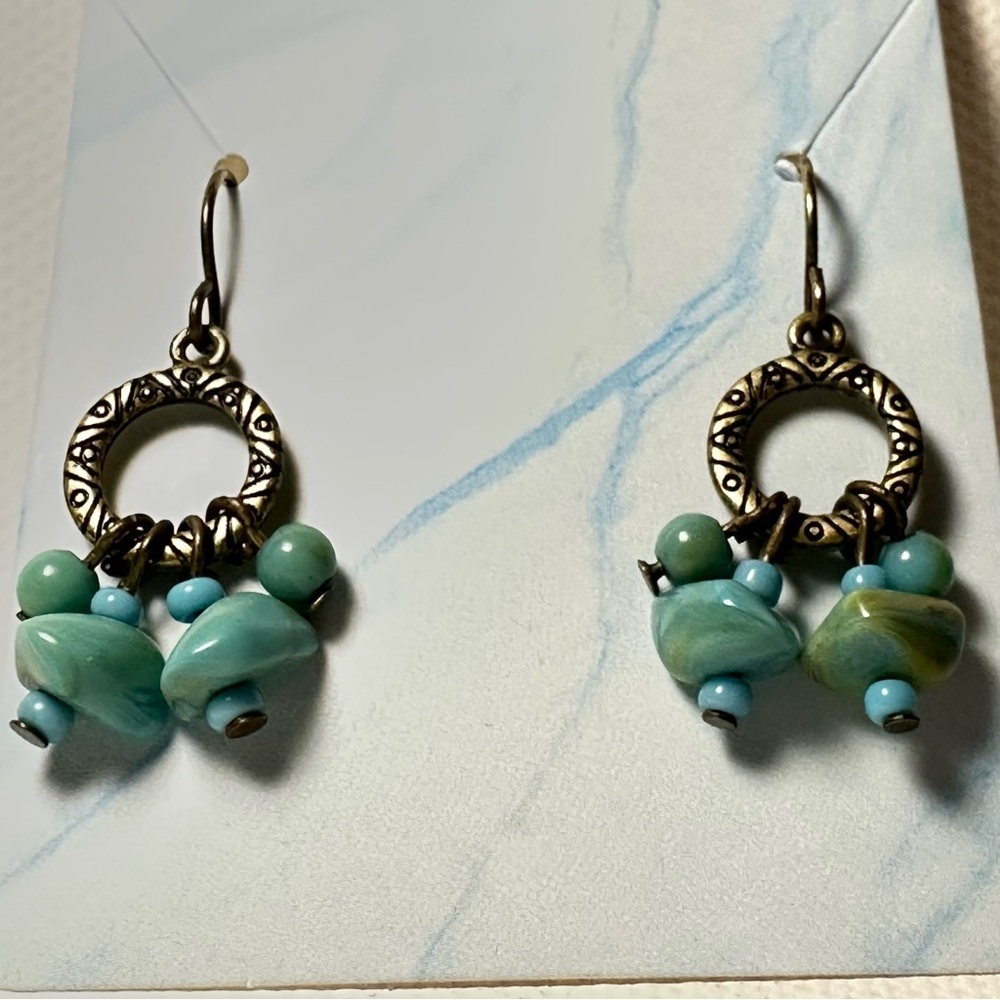 Avon Blissful Blues Turquoise Beaded Drop Earrings With Debossed Metal Southwest - Picture 4 of 6